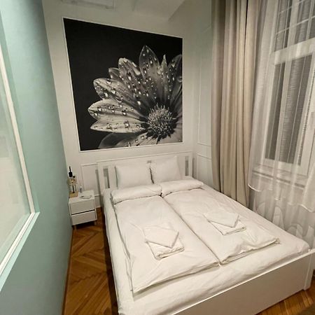Flower Apartment Budapesta Exterior foto